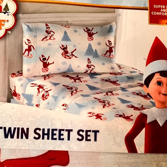 Elf on the Shelf TWIN 3 Pc Sheet Set - Picture 2 of 4